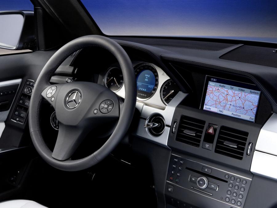  Mercedes-Benz Vision GLK BlueTEC Hybrid Concept 2008 года  (фото 5 из 7)